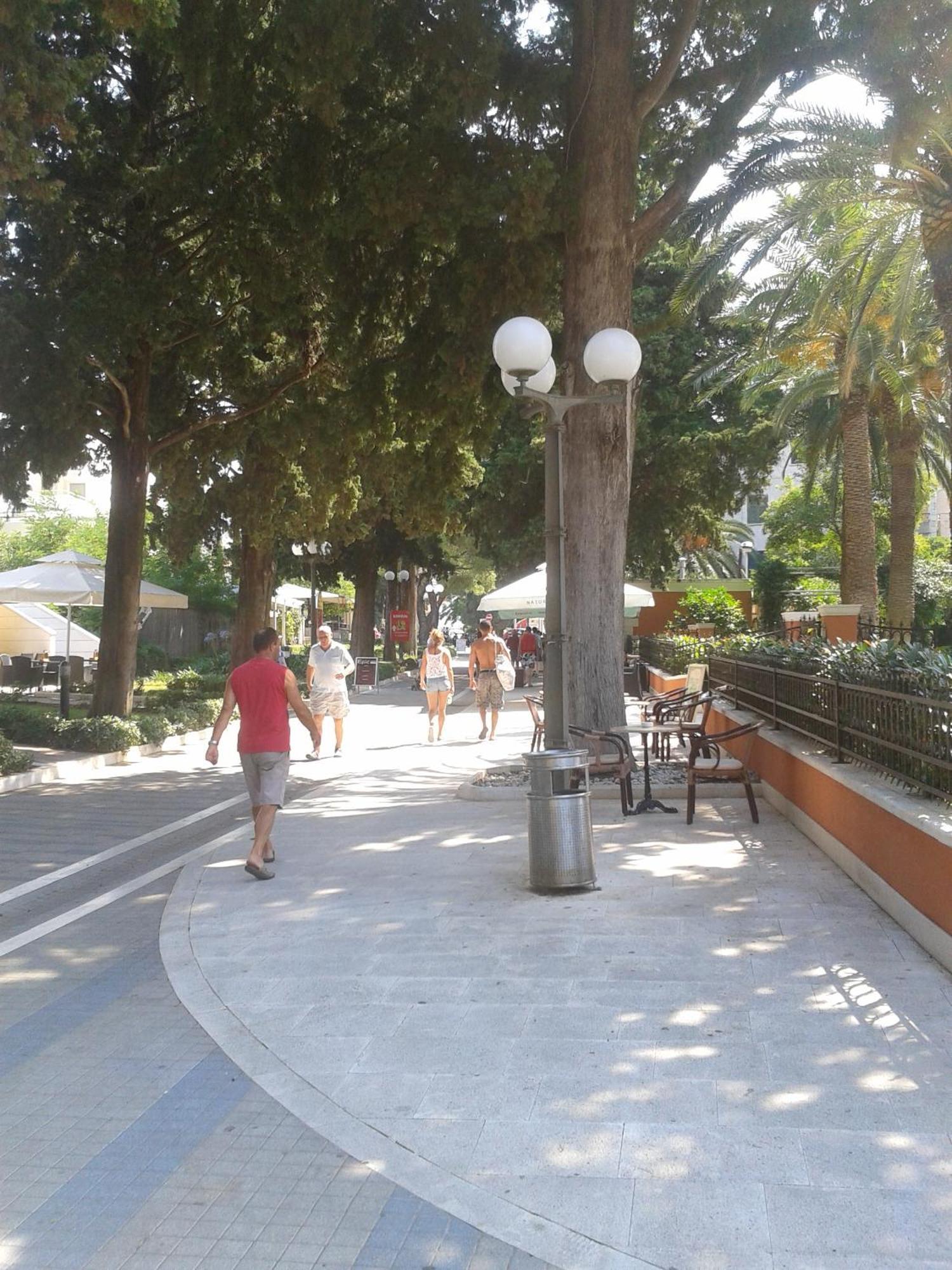 Apartments Dalmatino ดูบรอฟนิก ภายนอก รูปภาพ